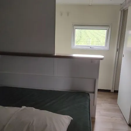 Mobil Confort Avec Terrasse Pour 6 Pers. - Api-1-52-1743 Sainte-Reine-de-Bretagne