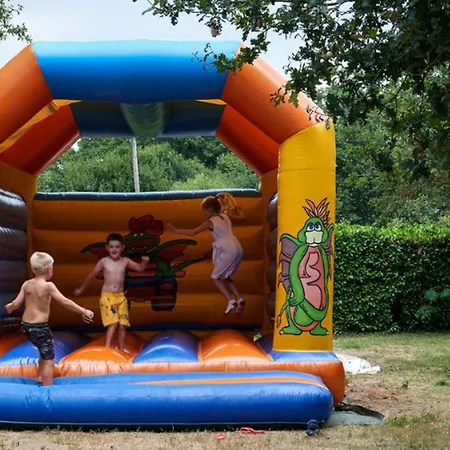 Camping Mobil Confort Avec Terrasse Pour 6 Pers. - Api-1-52-1743